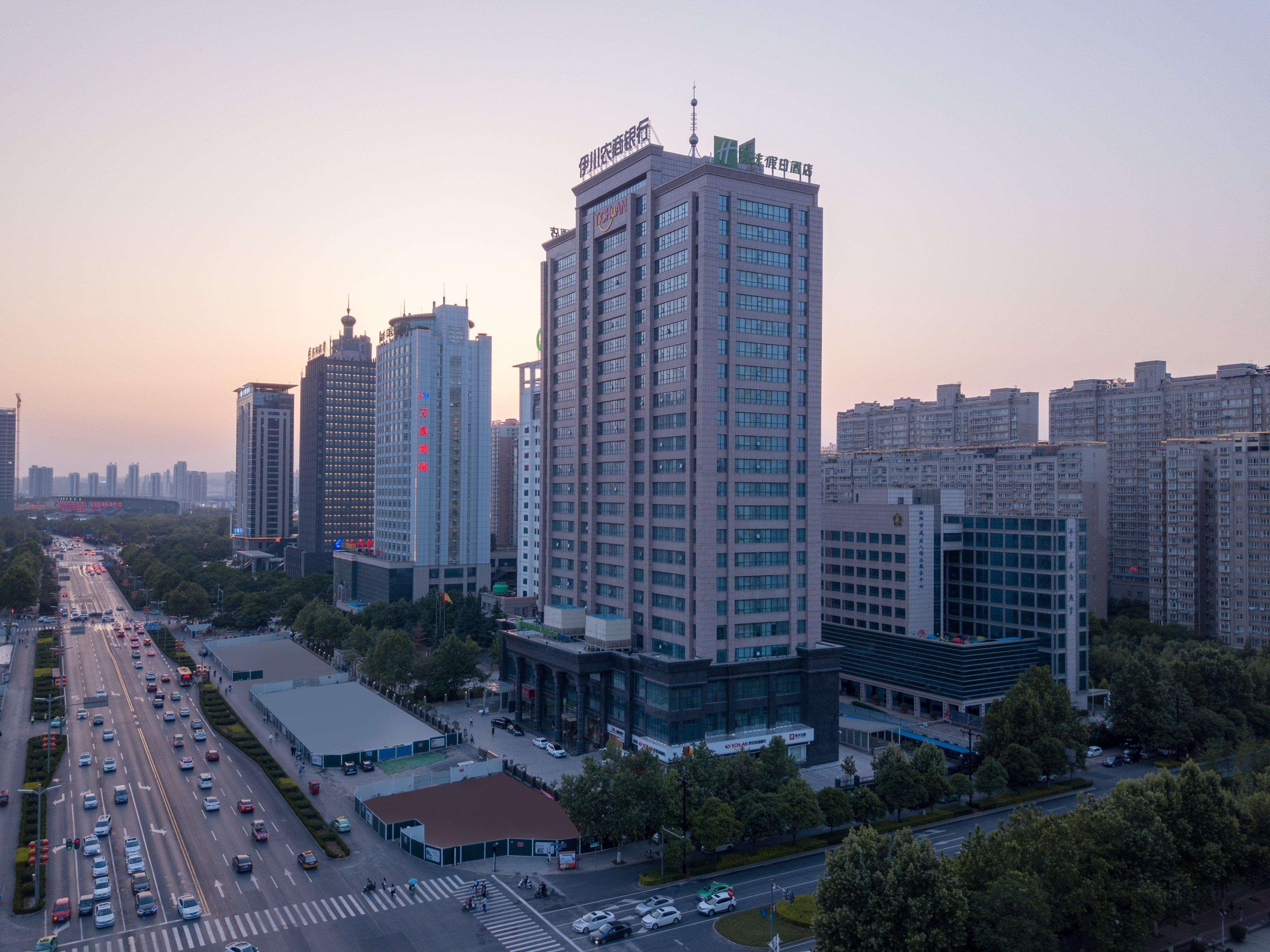 Holiday Inn Express Luoyang City Center By Ihg Экстерьер фото