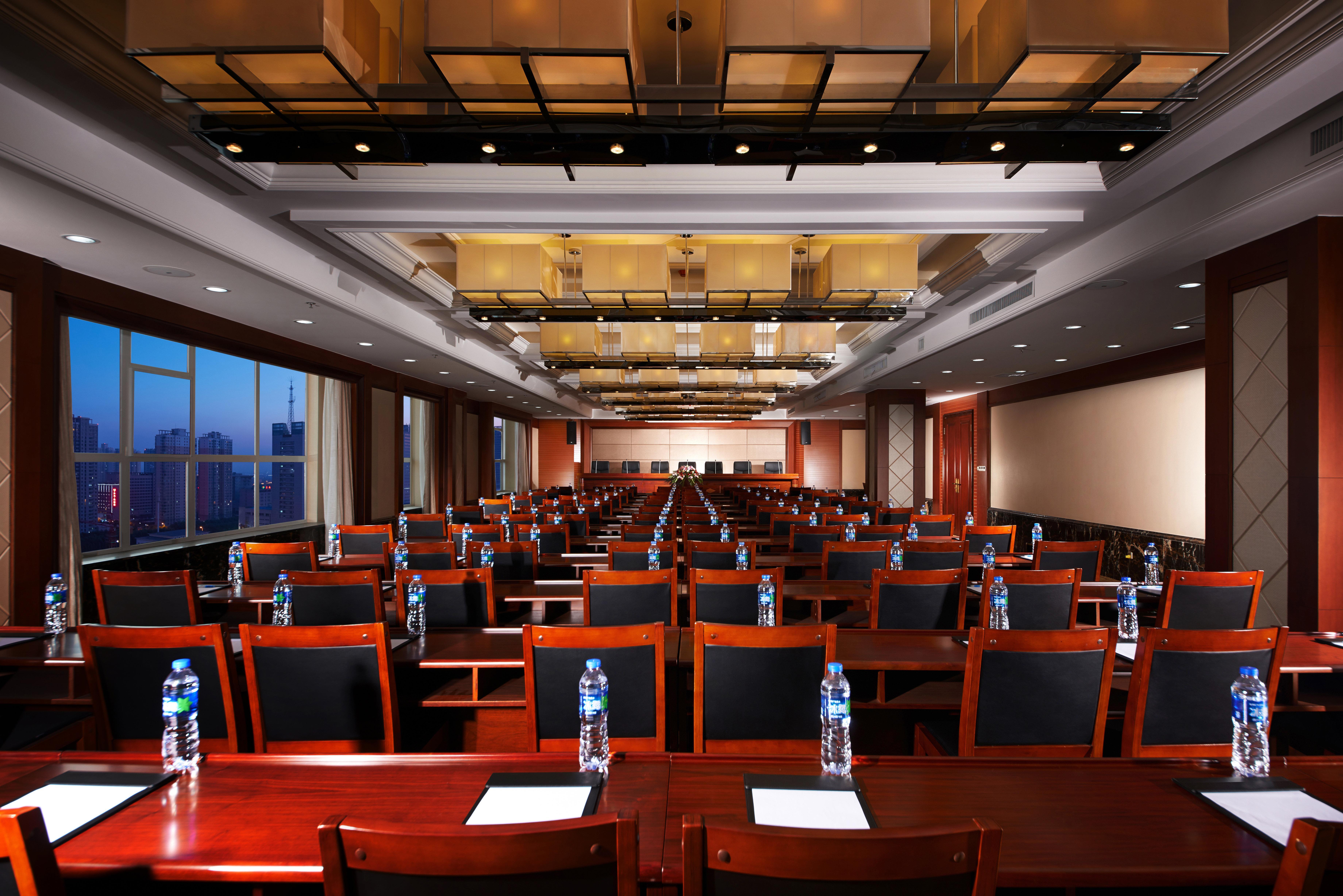 Holiday Inn Express Luoyang City Center By Ihg Экстерьер фото